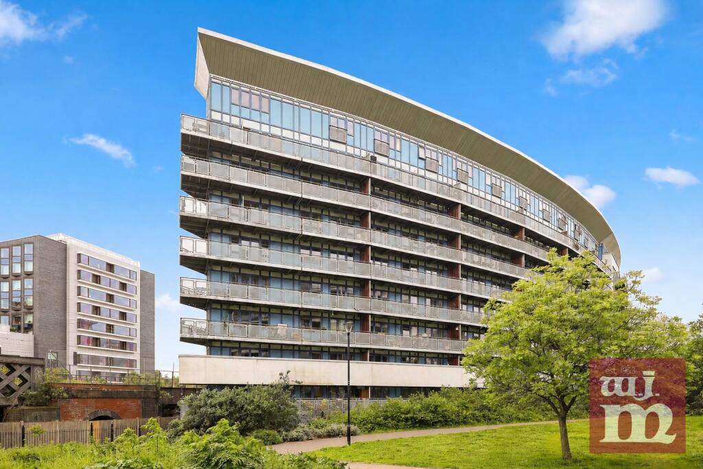 Main image of property: Leamore Court, Bethnal Green, E2