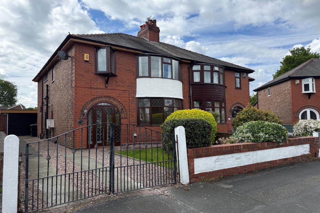 Main image of property: Bruche Drive, Padgate, Warrington WA1 3JX 