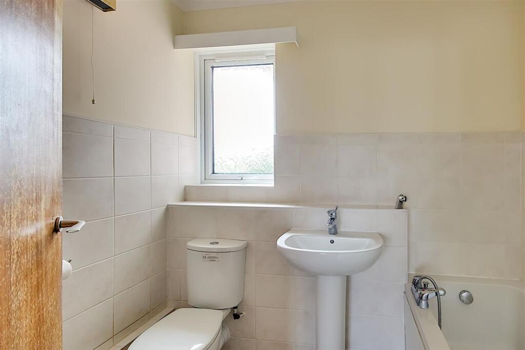 Apartment in Brighton - View 4