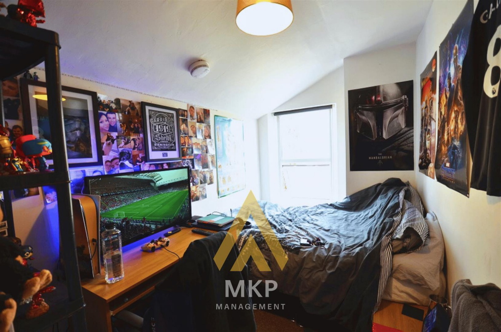 4 bedroom terraced house for rent