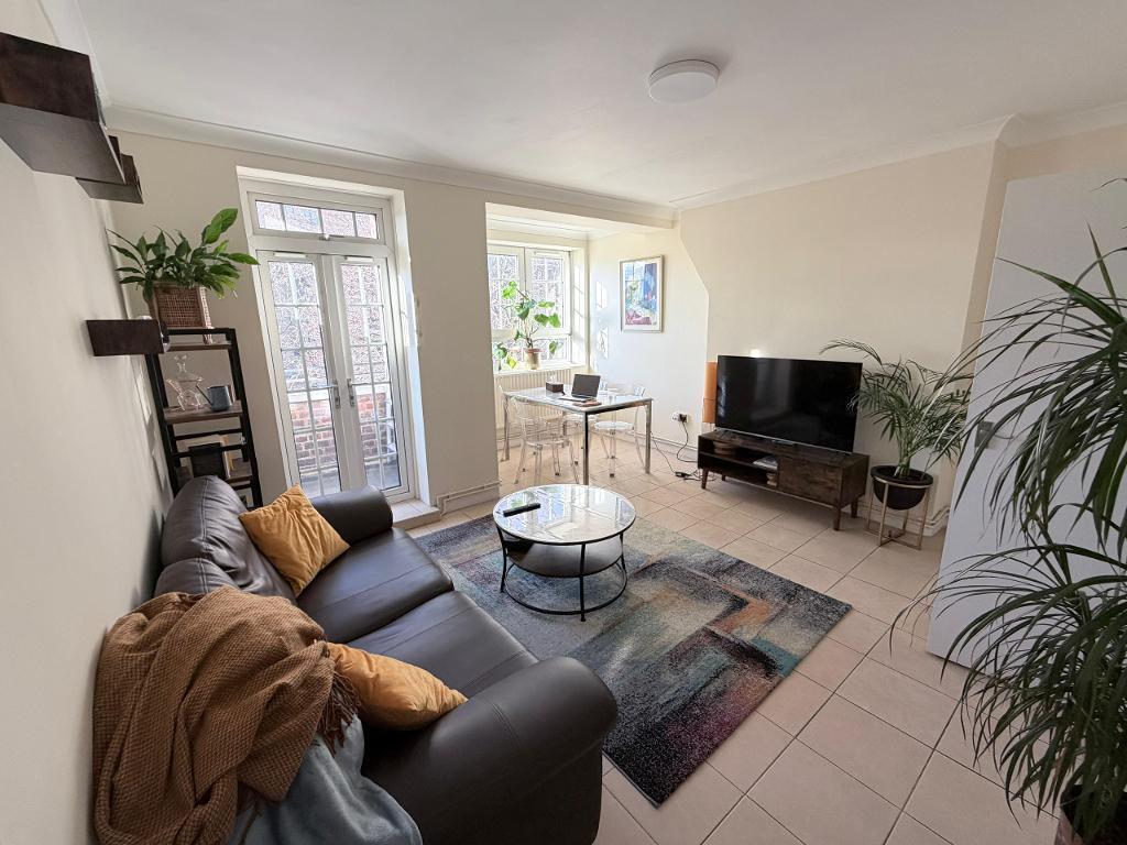 Main image of property: Pinchin Street, London, E1 1PD