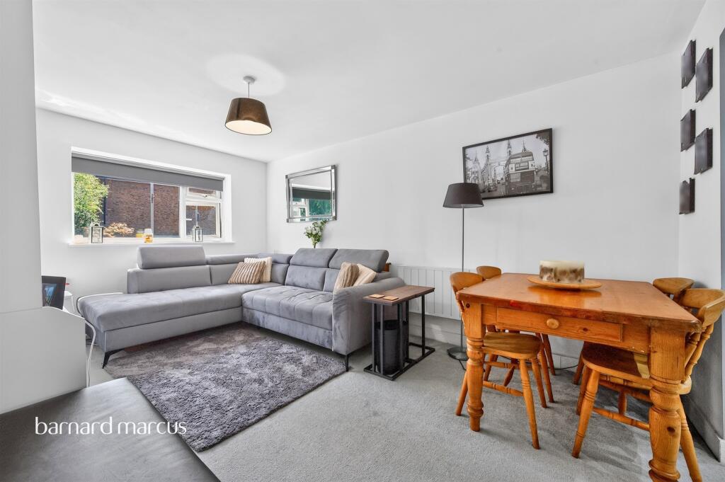 Main image of property: Berrylands, Surbiton