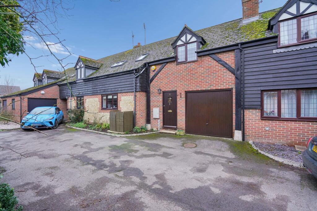 Main image of property: Harecourt, Wantage, OX12