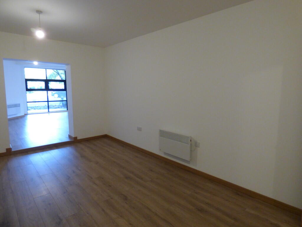Apartment in Swindon, Westlea, West Swindon - More