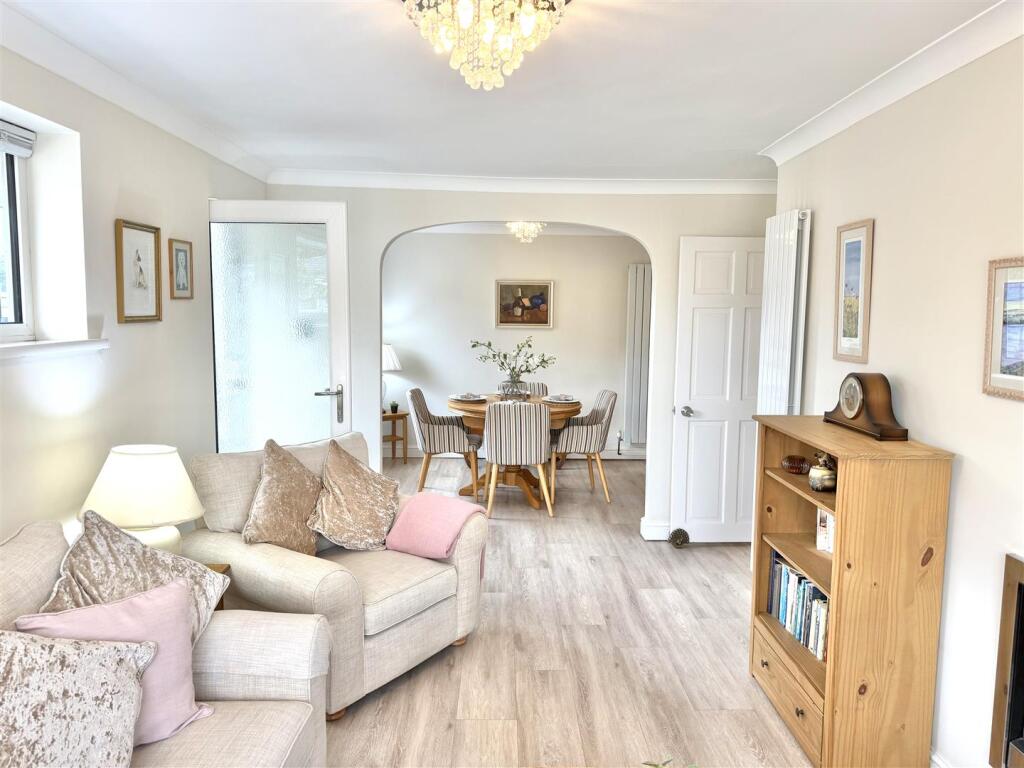 House in Salisbury - View 2