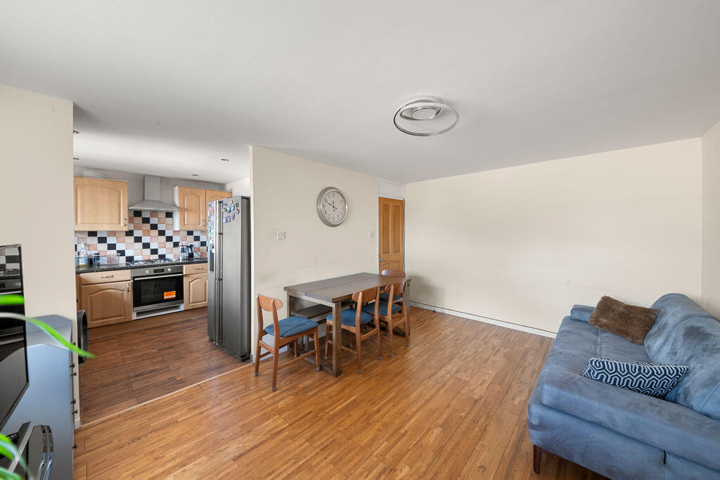 Apartment in London - View 4