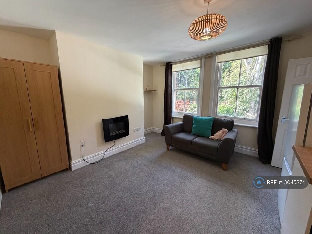 Apartment in Bournemouth - View 3