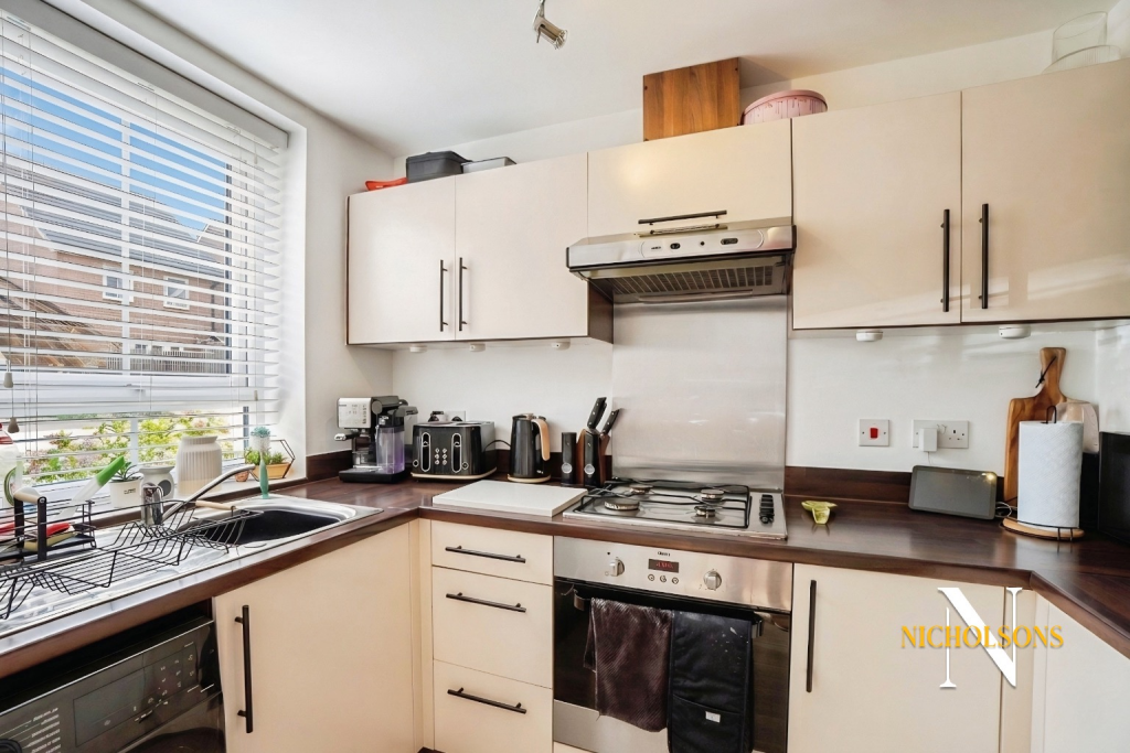 Taunton Way, Retford, Nottinghamshire, DN22 photo 3