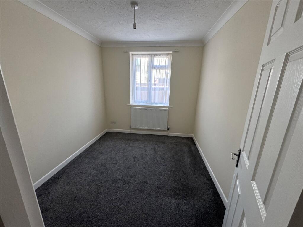 Wimborne Road, Bournemouth, Dorset, BH9 photo 4