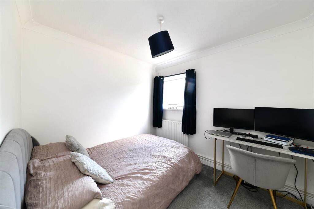 Apartment in Stevenage - More