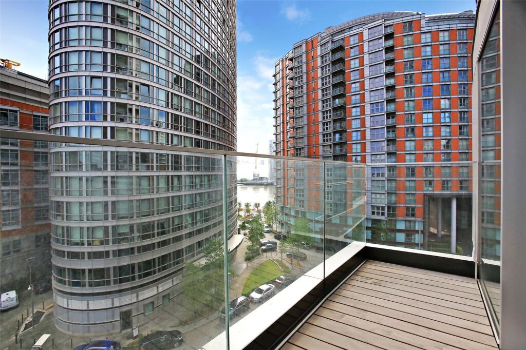 Charrington Tower, 11 Biscayne Avenue, E14 - View 4