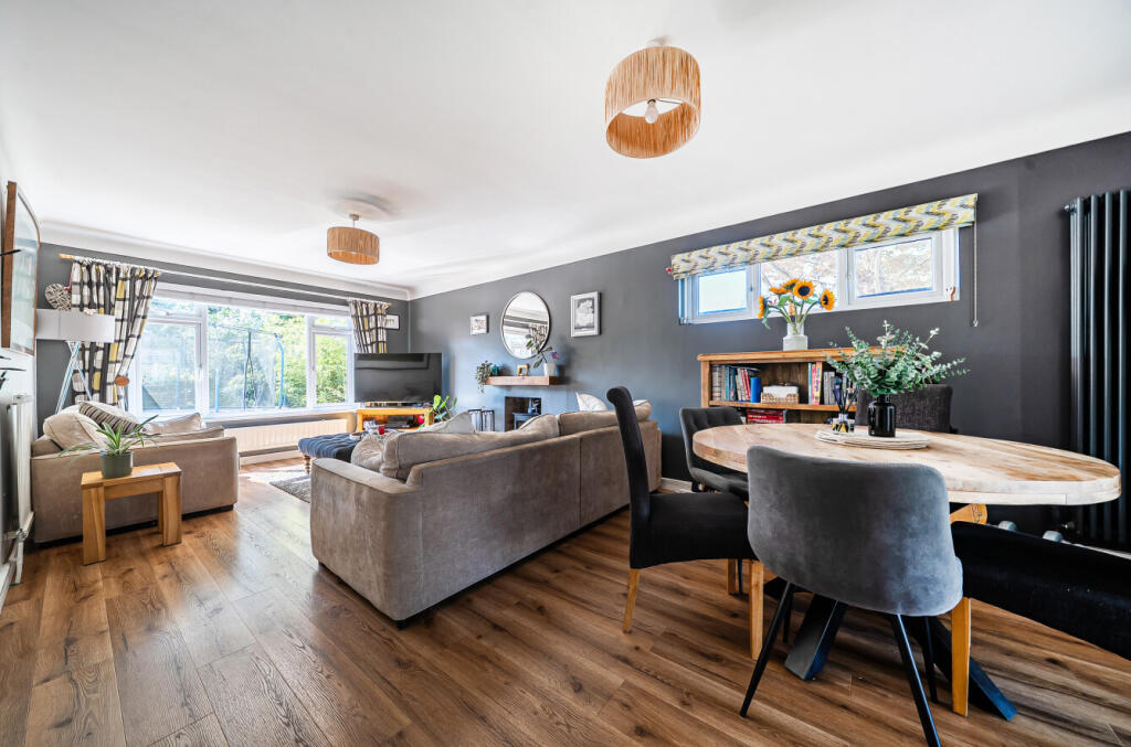 House in Southampton - View 4