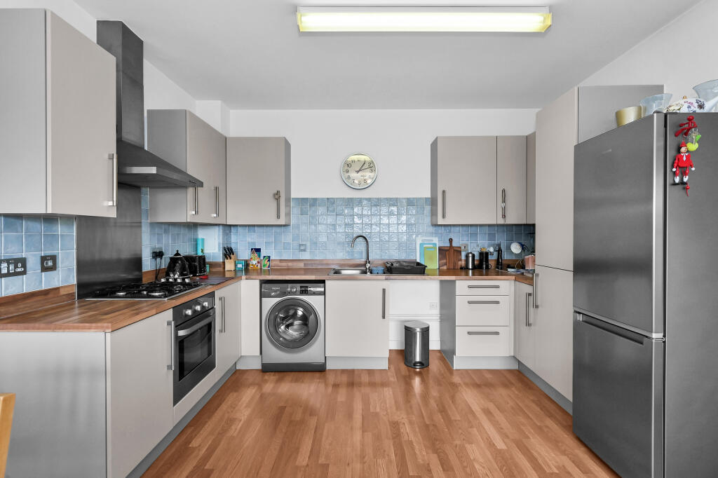 Apartment in London, Bromley-by-Bow, Poplar - View 5