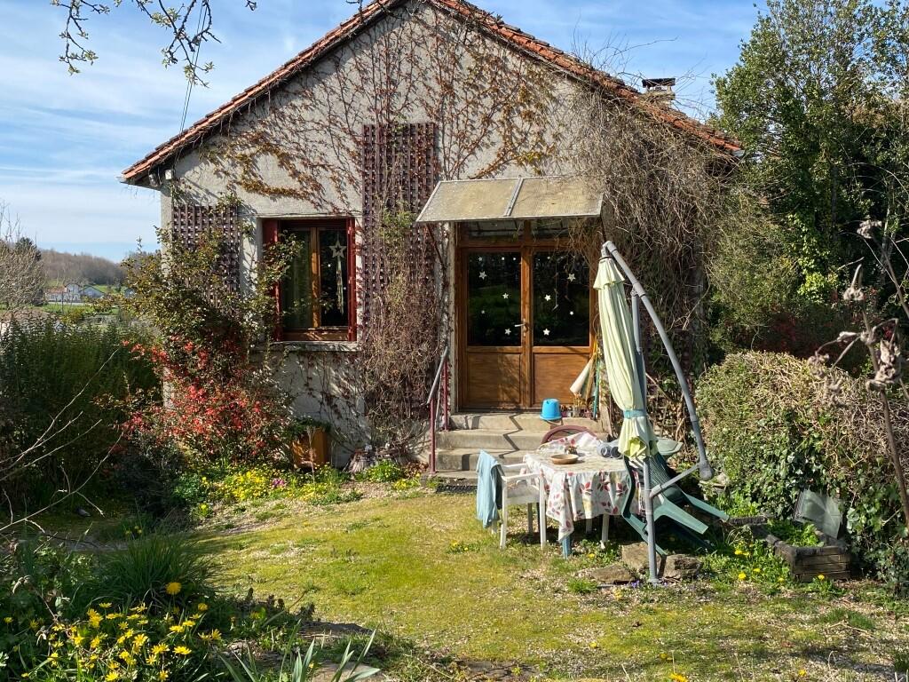 Main image of property: Châteauneuf-la-Forêt, Haute-Vienne, Limousin