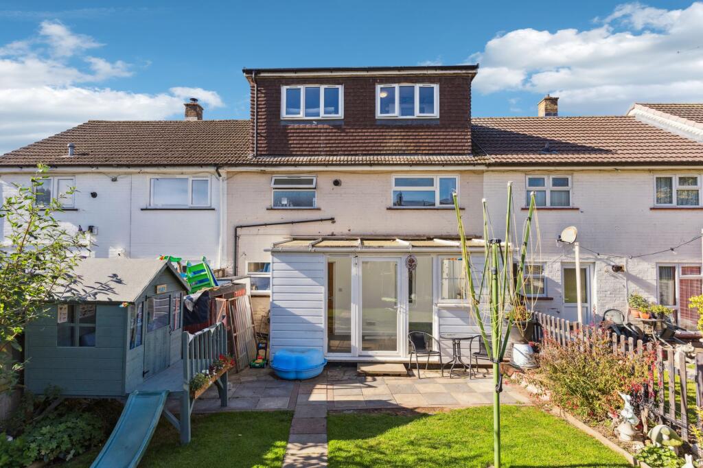 Pankhurst Crescent, Stevenage, SG2 photo 4