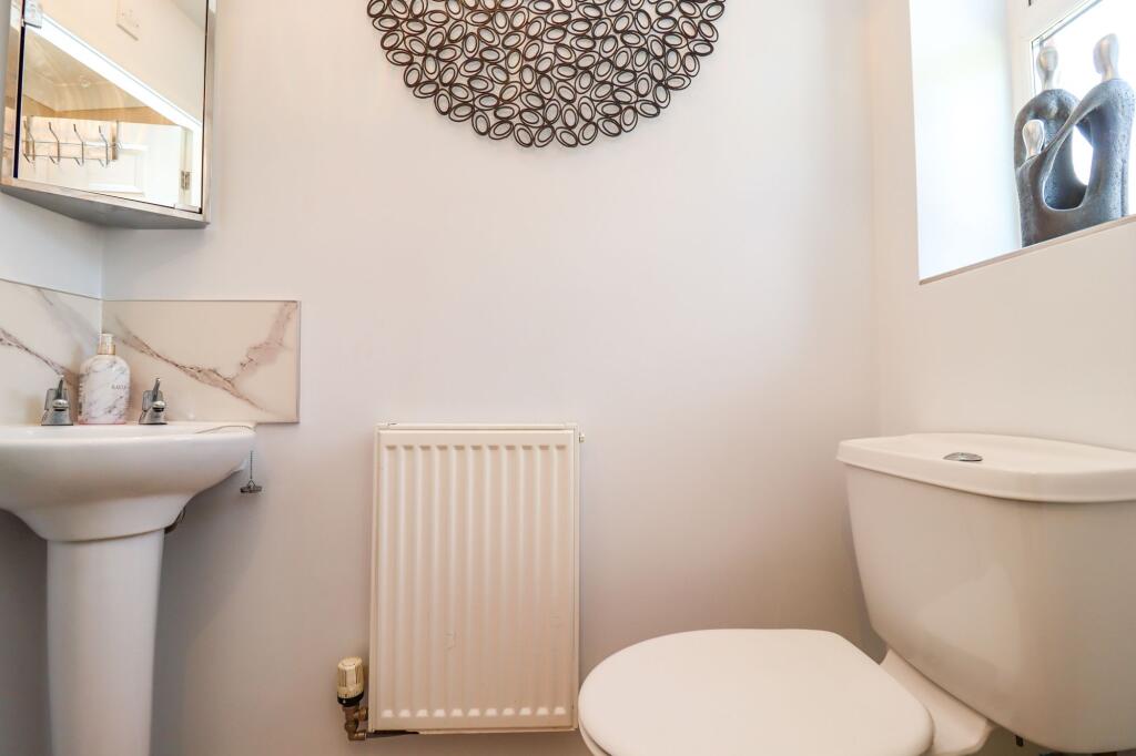Hornchurch Drive, Great Sankey, Warrington photo 5