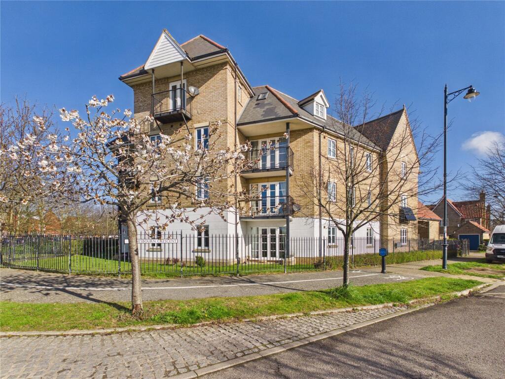 Main image of property: Alnesbourn Crescent, Ipswich, Suffolk, IP3