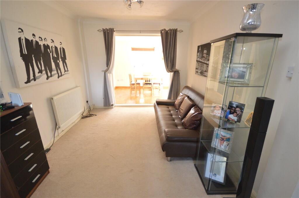 Harveys Hill, Luton, Bedfordshire, LU2 photo 4