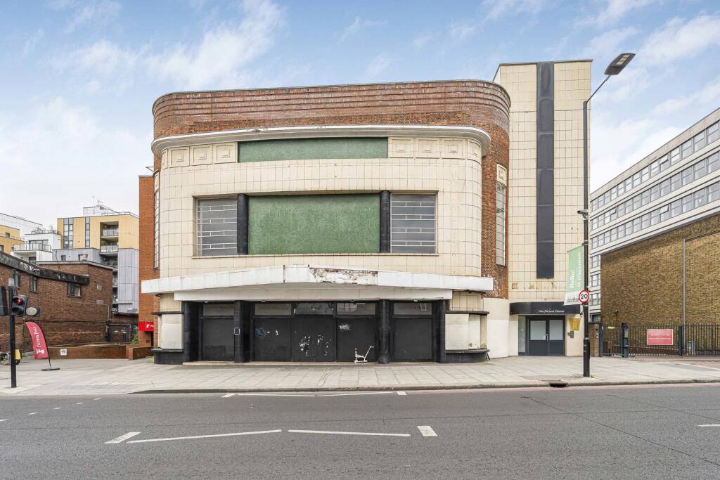 Main image of property: Streatham High Road, London, SW16