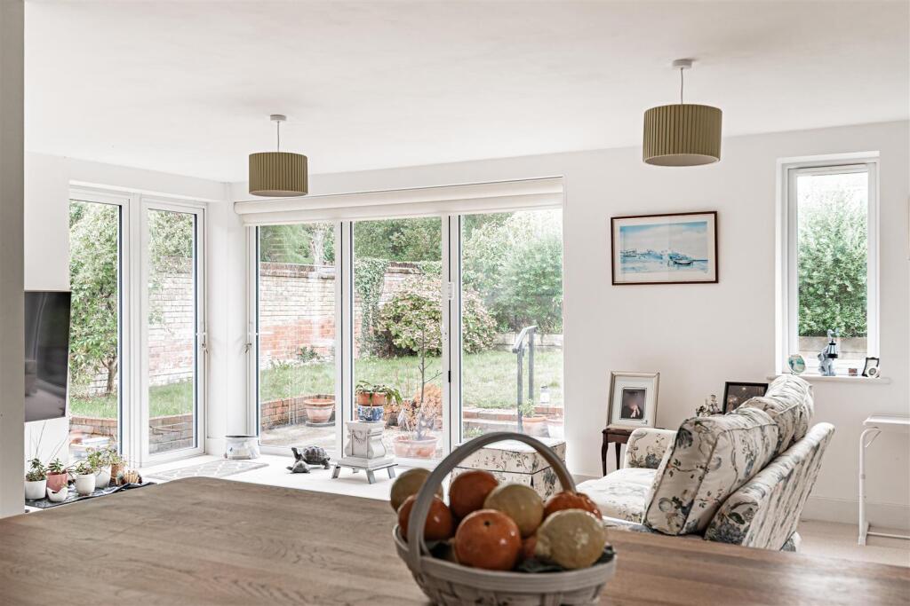 House in Canterbury - More