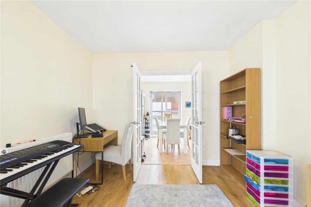 House in Reading - View 4