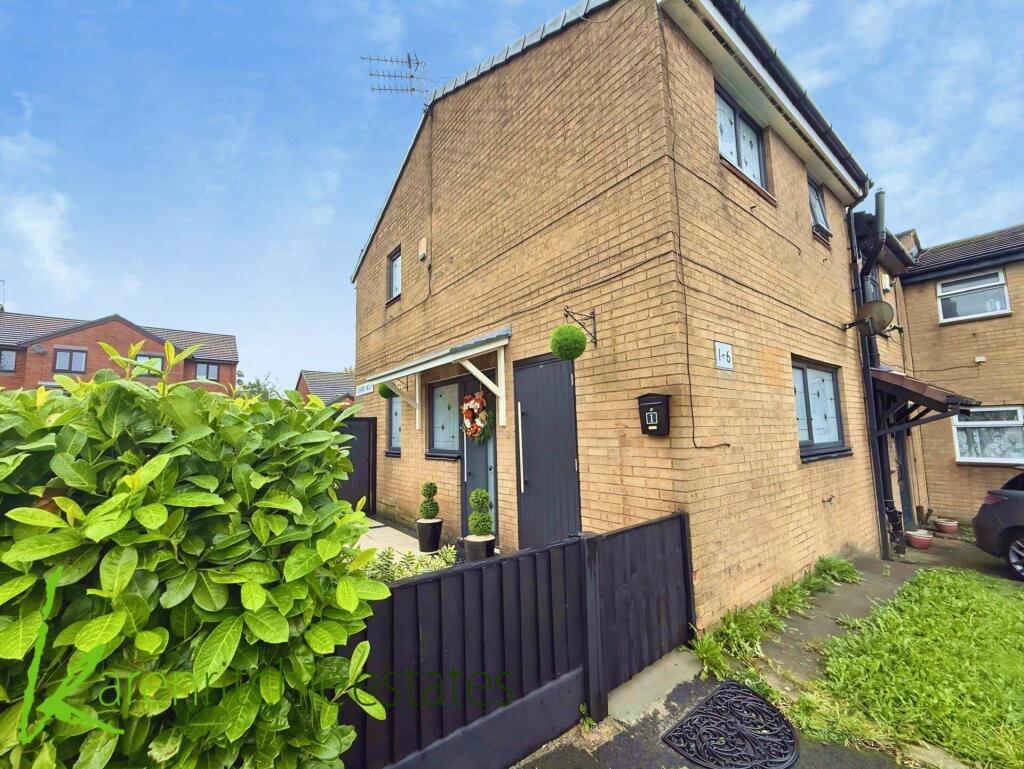 House in Bolton, Greater Manchester - View 3