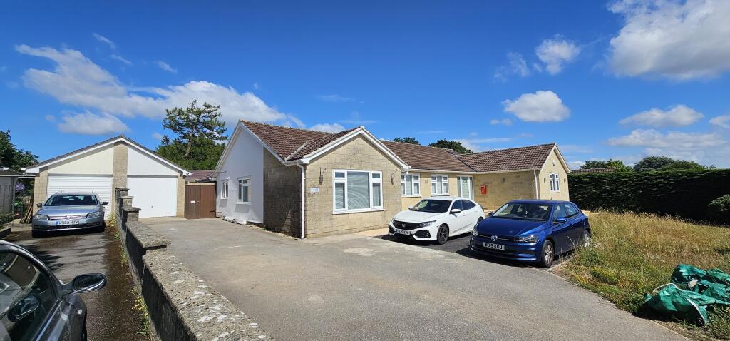 120c Charlton Park, Midsomer Norton, Radstock, Avon, BA3 photo 2