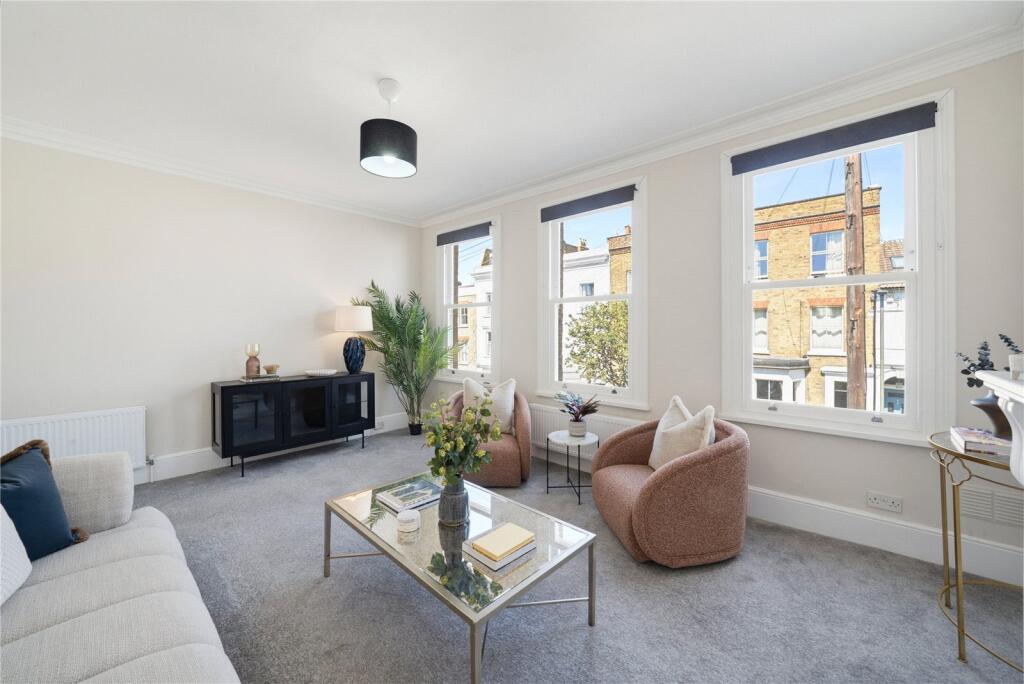 Apartment in London - View 2