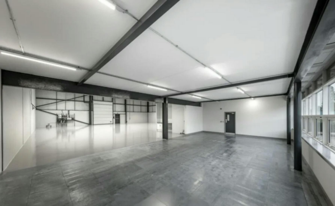 689 Stirling Road