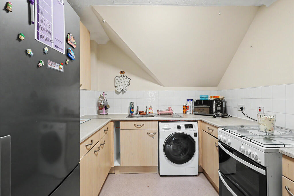 Apartment in Poole - View 4