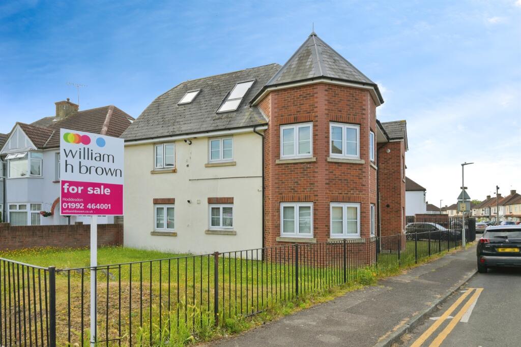 Main image of property: Cranborne Road, Hoddesdon