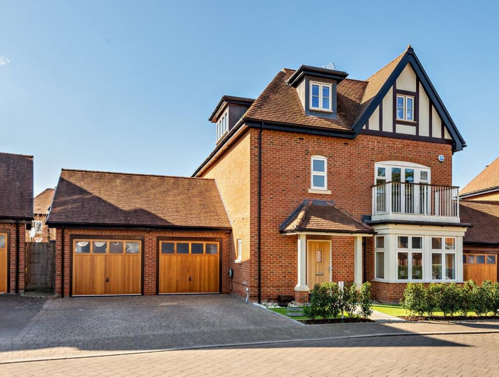 Main image of property: Laychequers Meadow, Taplow, Maidenhead, Buckinghamshire