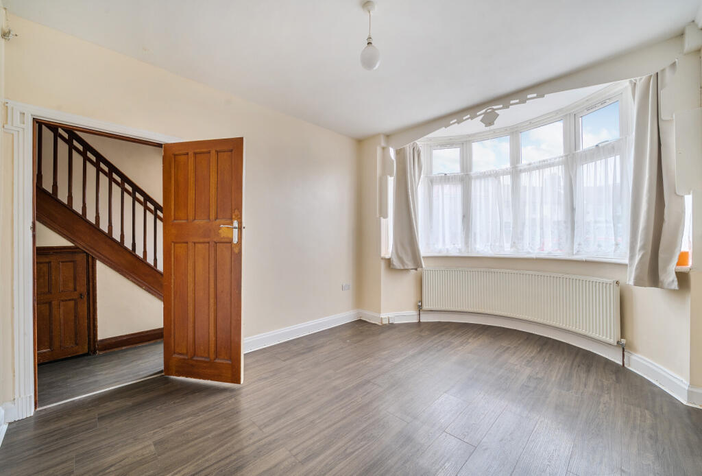 House in London, Kingsbury - View 3