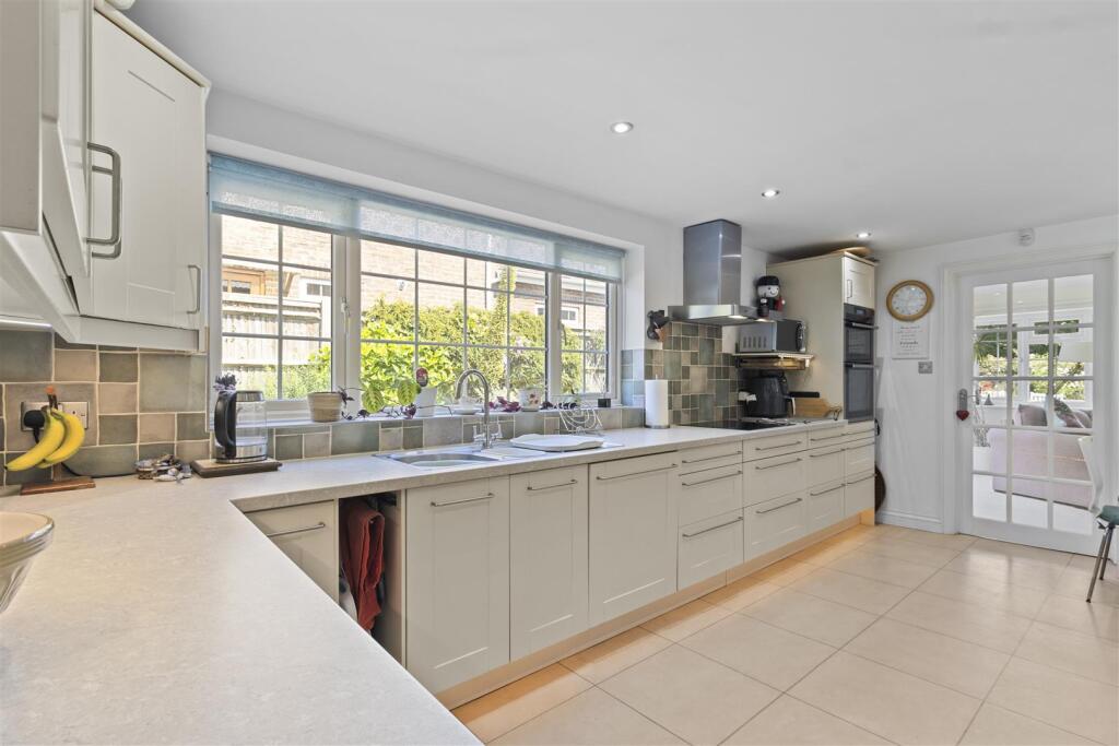 Homefield Road, Seaford - View 2