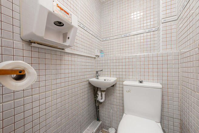 Holloway Road 87-...