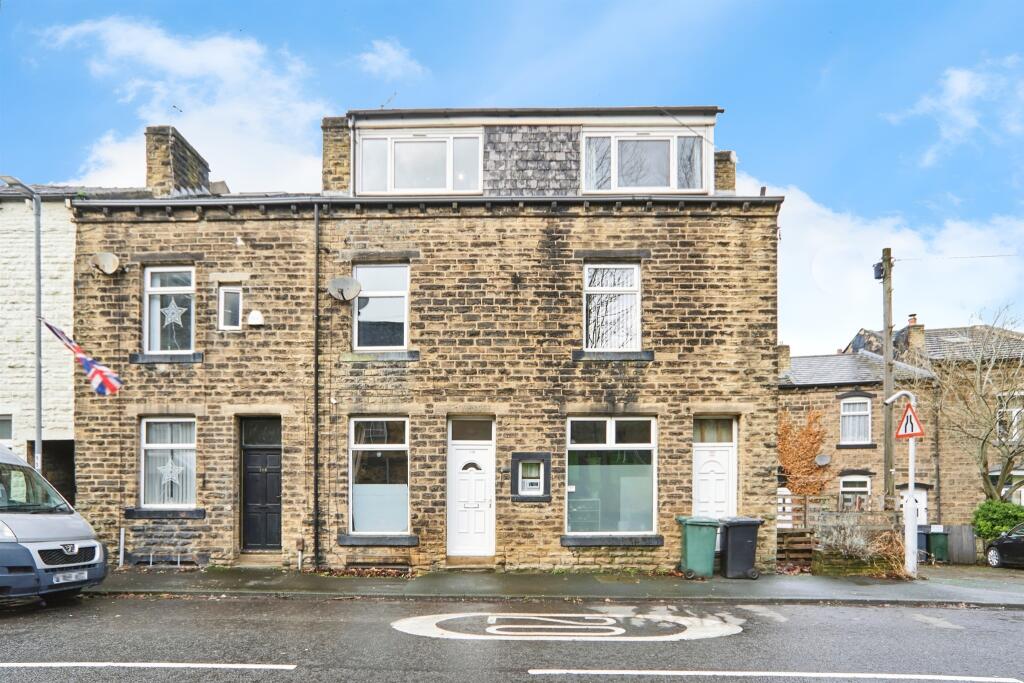 3-bed terraced on Parkwood Street, Keighley, £130,000