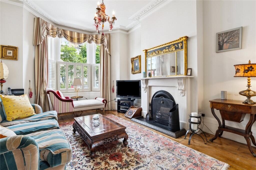 Lindore Road, SW11 photo 2