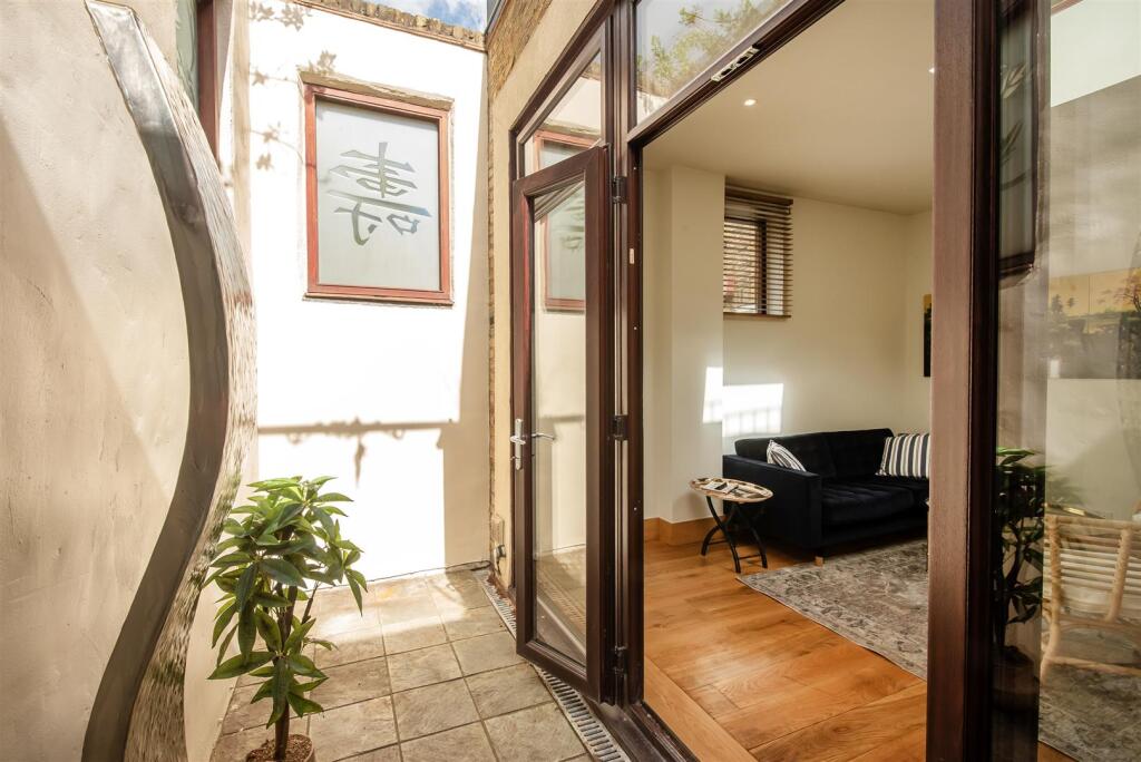 Property photo 11