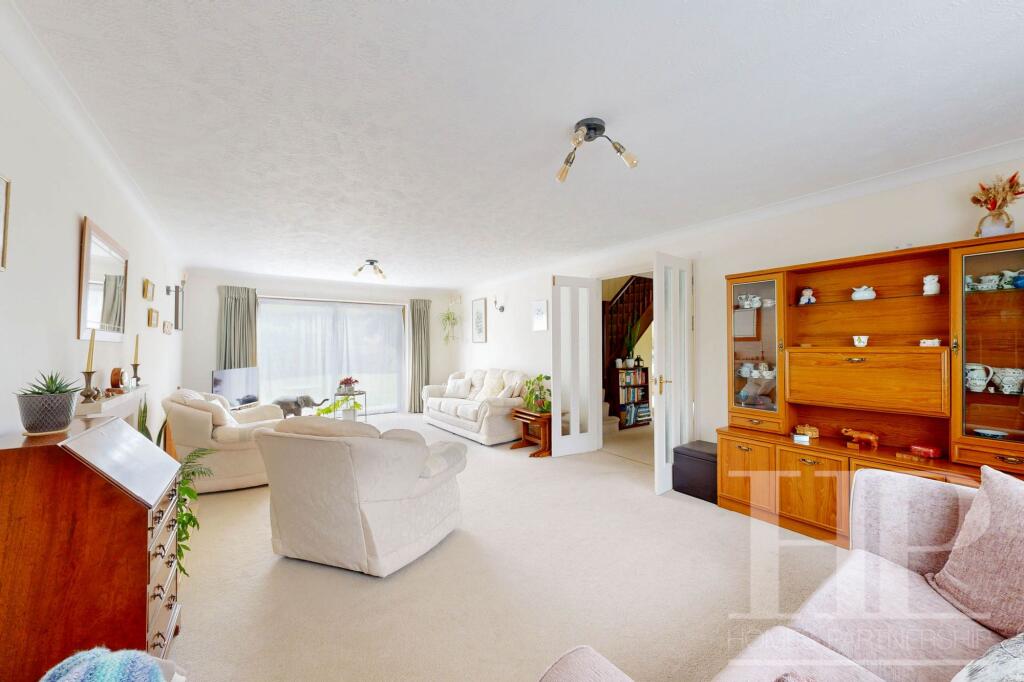 House in Redhill - View 5