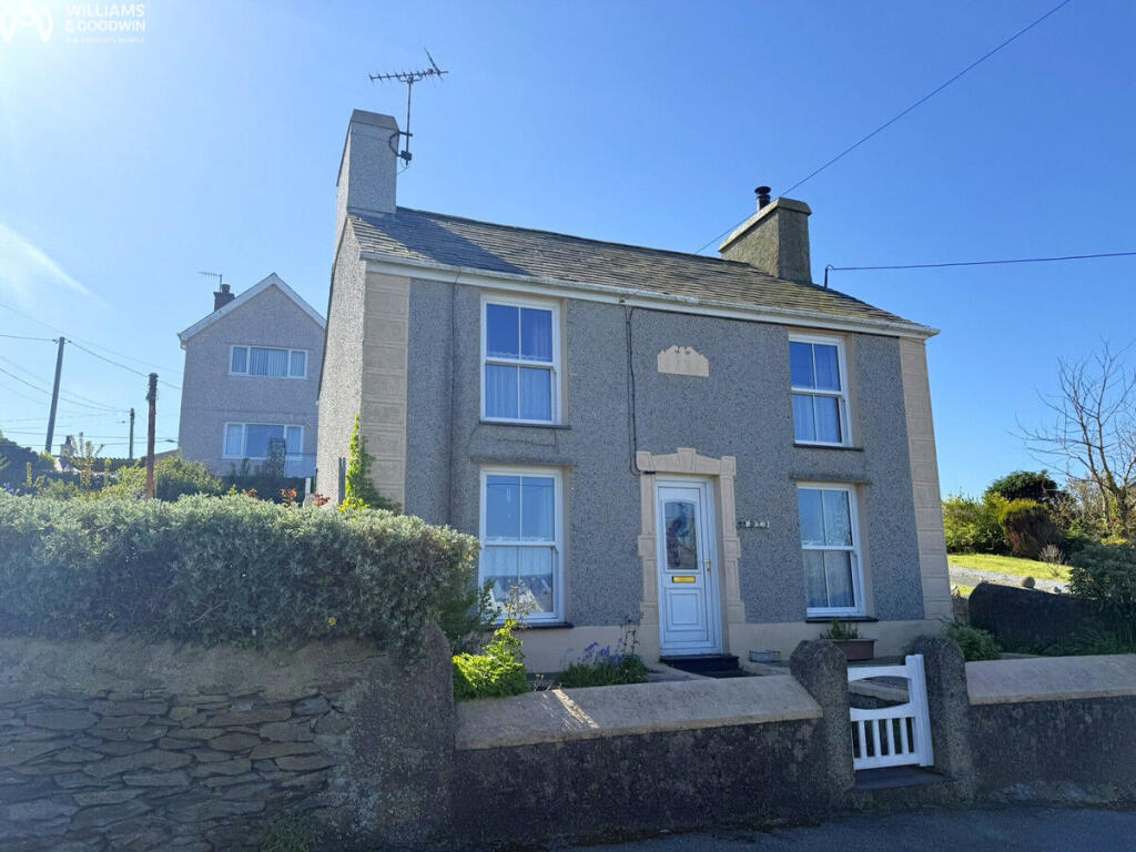 Main image of property: Ednyfed Hill, Amlwch, Anglesey, LL68