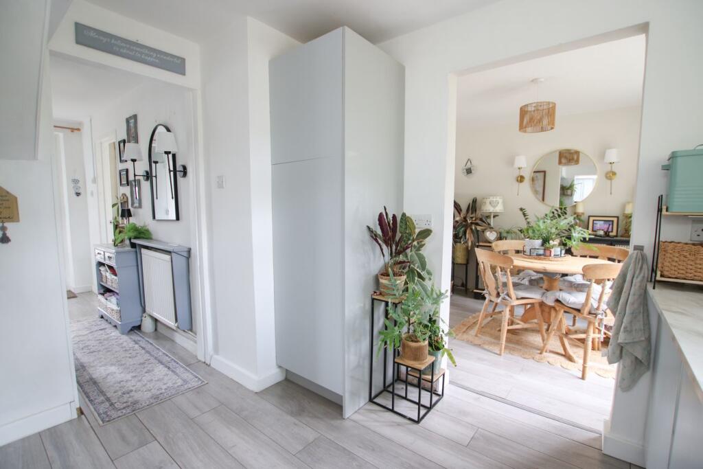 Brook Close, Wokingham, RG41 - View 5