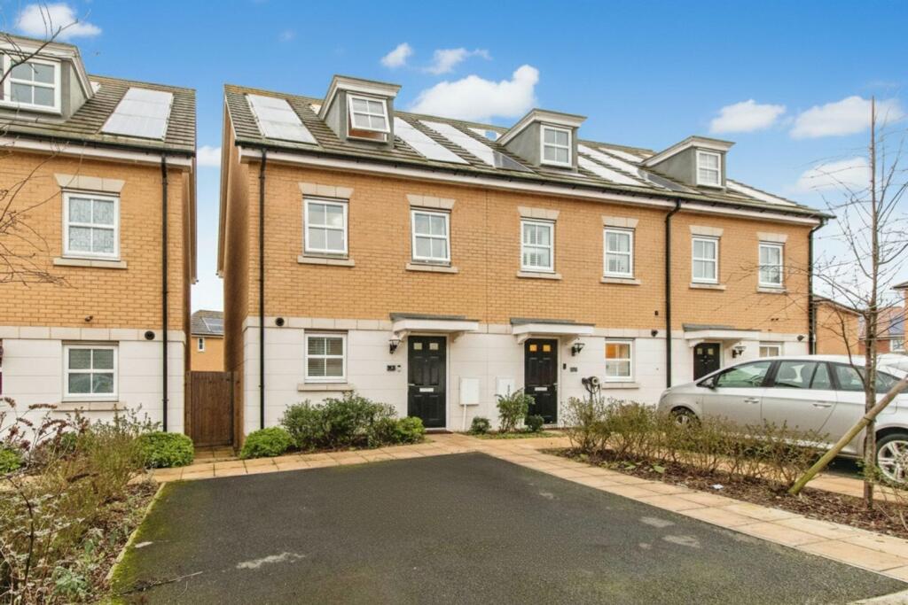 Main image of property: Newham Way, Erith, DA8