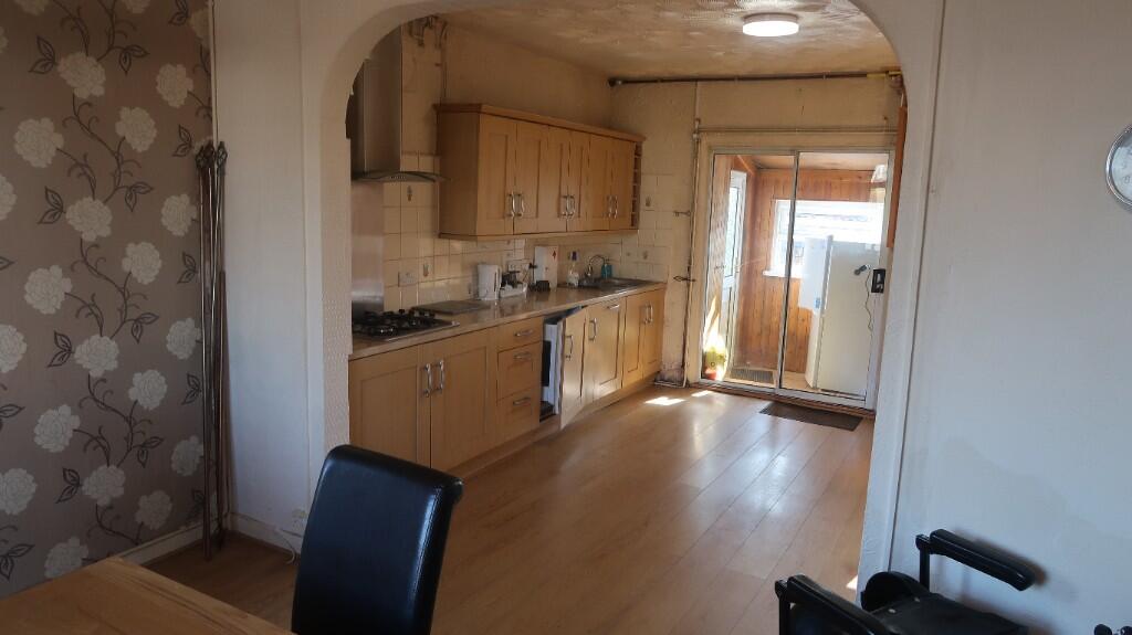 Twynyffald Road, Blackwood, Caerphilly (County of), NP12 photo 3