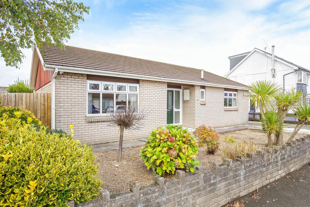 3-bed detached on Porthamal Road, Rhiwbina, Cardiff, £550,000