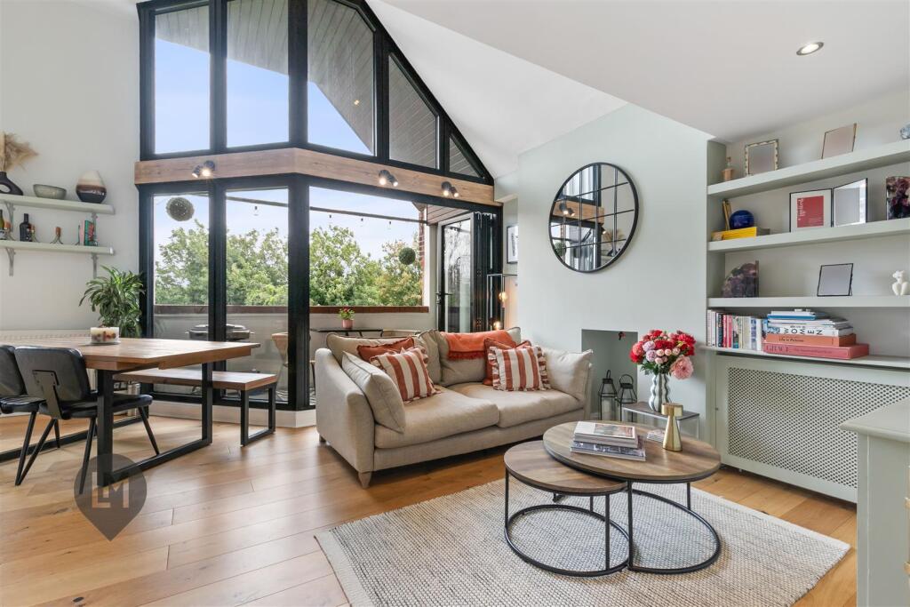 Main image of property: Earlsfield Road, London