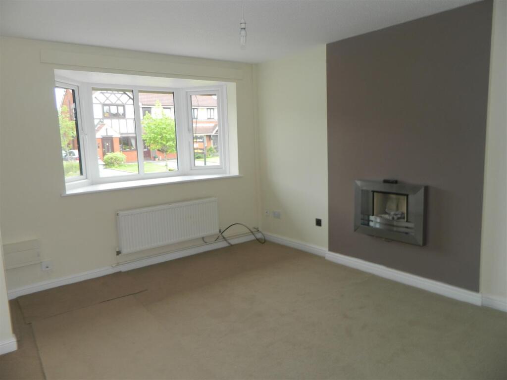 Osborne Close, Ettiley Heath, Sandbach photo 3