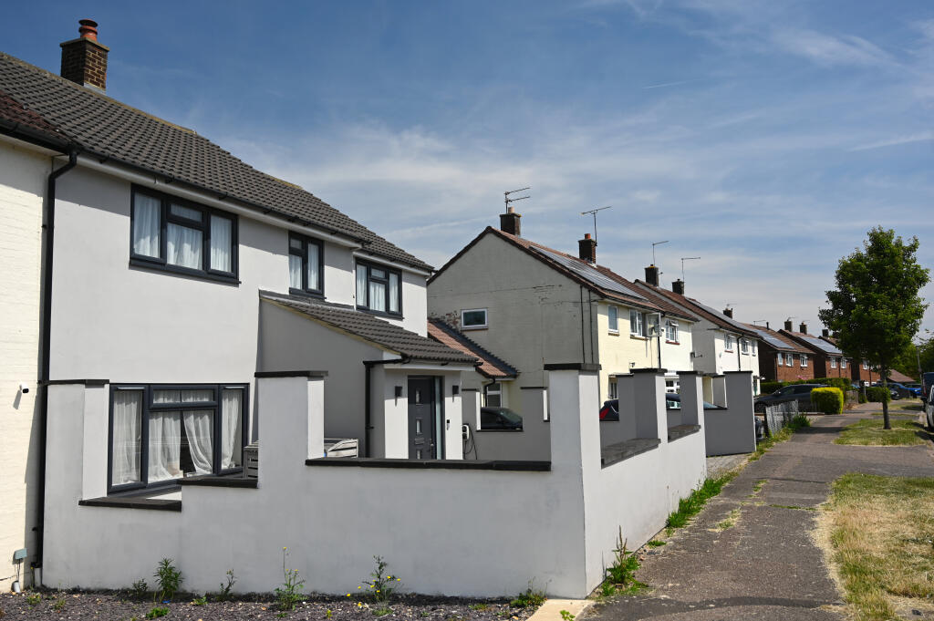 Somers Road, Welham Green, Hatfield, Hertfordshire - View 4