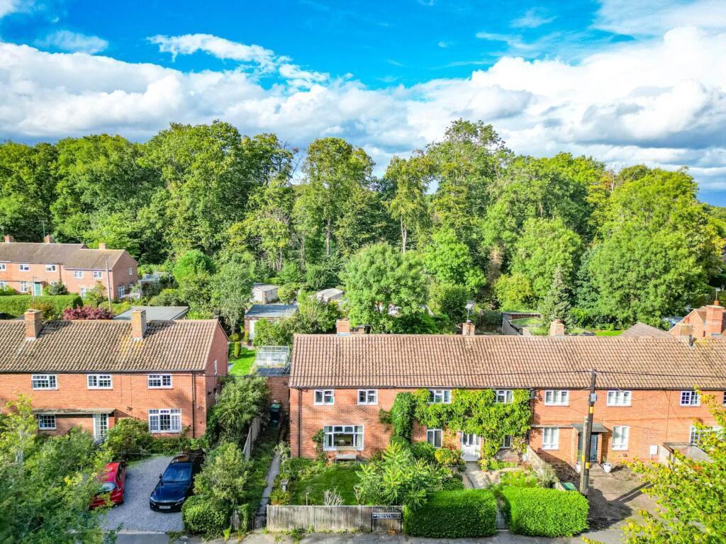 Main image of property: Bardolphs Close, Chazey Heath, RG4