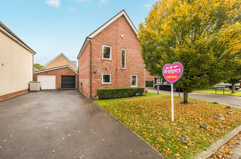 Main image of property: Vickers Row, Bracknell, Berkshire, RG12