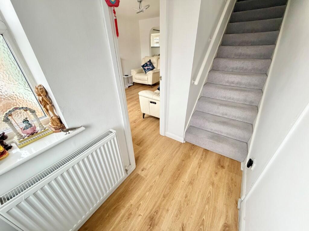 House in Ellesmere Port, Stanney Oaks - View 3